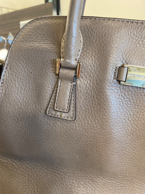 Vist Large View of Product Image Which is 