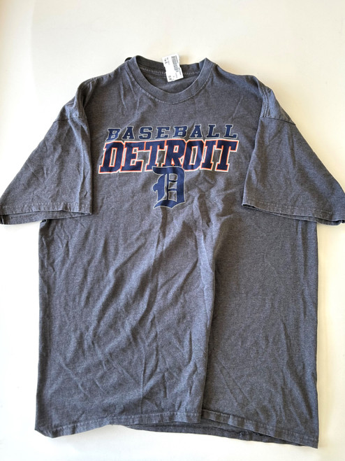 Vist Large View of Product Image Which is Used Unbranded Mens T-Shirt XL