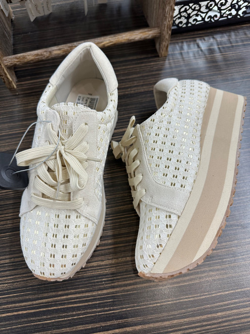 Vist Large View of Product Image Which is Used Pierre Dumas Casual Shoes 10
