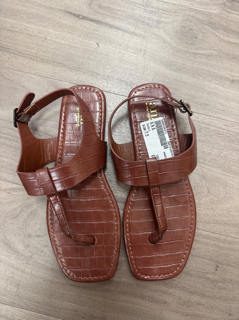 Vist Large View of Product Image Which is Used A.N.A. Sandals 7.5