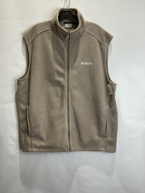 Vist Large View of Product Image Which is Used Columbia Men's Lightweight Vest XL