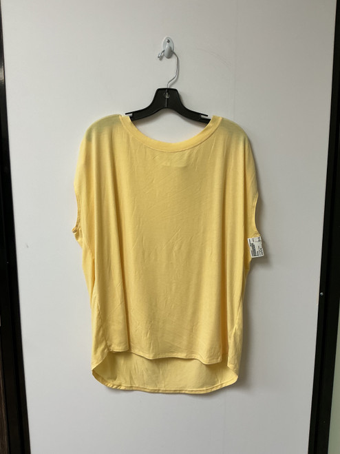 Vist Large View of Product Image Which is Used Athleta Active Short Sleeve XL-16