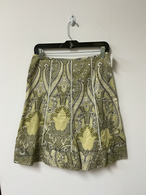 Vist Large View of Product Image Which is Used Ann Taylor Short Skirt 2-26