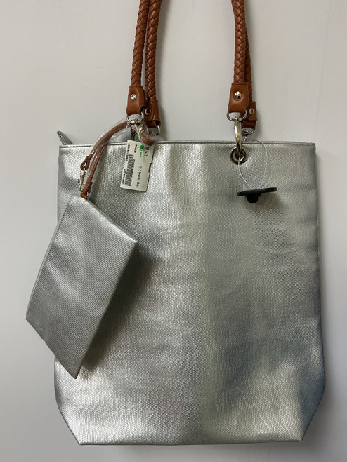 Vist Large View of Product Image Which is Used Unbranded Large Handbag