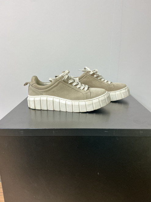 Vist Large View of Product Image Which is Used Unbranded Casual Shoes 8