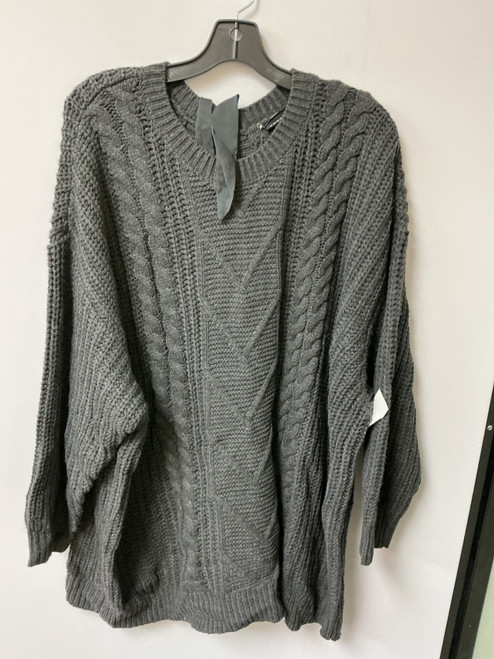 Vist Large View of Product Image Which is Used Torrid Heavyweight Sweater 4X-24
