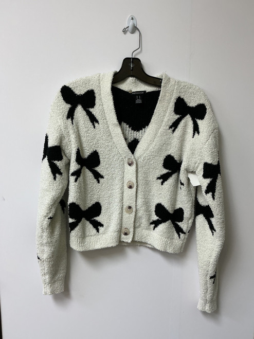 Vist Large View of Product Image Which is Used Unbranded Heavyweight Sweater M-8/10