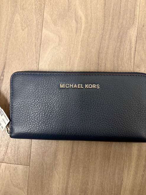 Vist Large View of Product Image Which is Used Unbranded Wallet