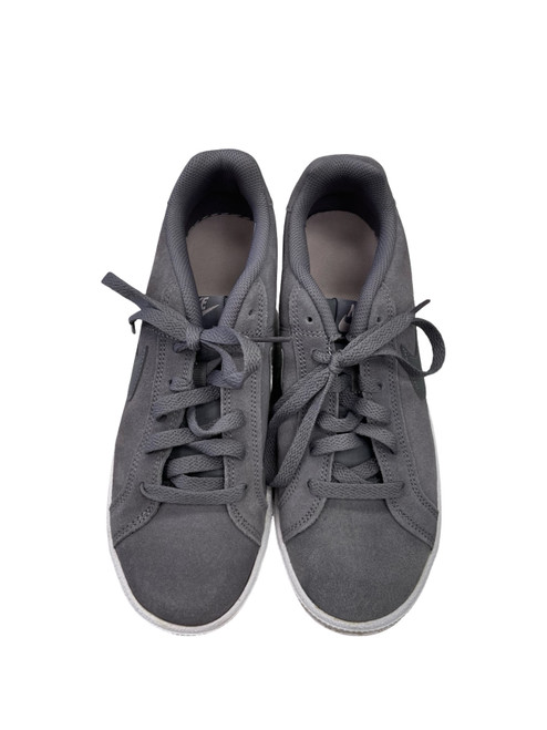Vist Large View of Product Image Which is Used Nike Casual Shoes 8