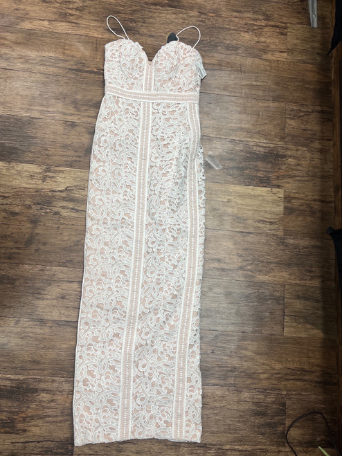 Vist Large View of Product Image Which is Used bariano Long Dress F M-8/10