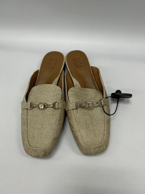 Vist Large View of Product Image Which is Used Naturalizer Flats 8.5