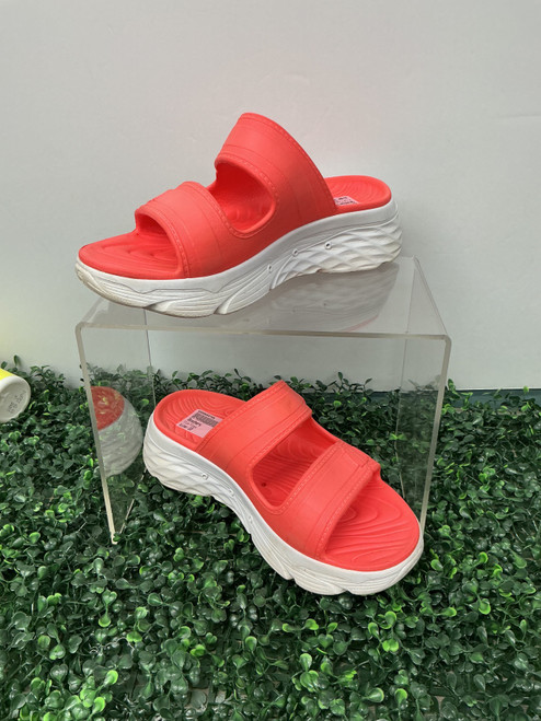 Vist Large View of Product Image Which is Used Skechers Flip Flops 10