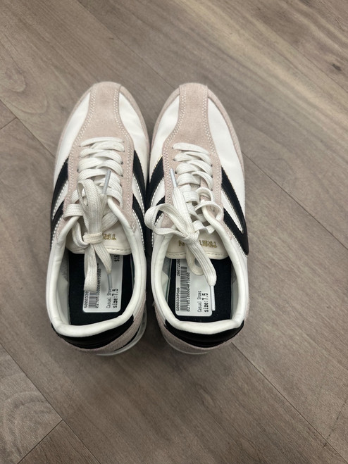 Vist Large View of Product Image Which is Used Unbranded Casual Shoes 7.5