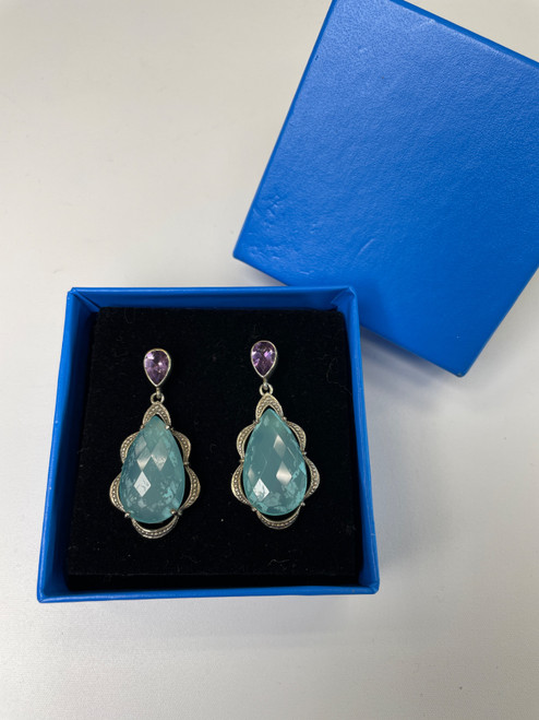 Vist Large View of Product Image Which is Used Earrings