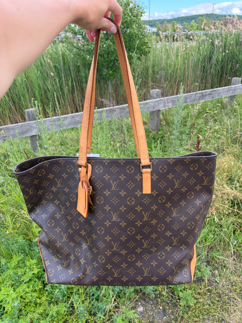 Vist Large View of Product Image Which is Used Louis Vuitton Monogram Cabas Mezzo