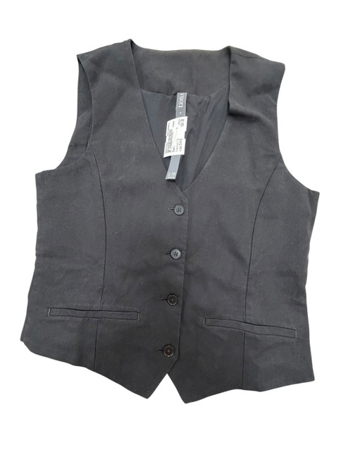 Vist Large View of Product Image Which is Used Vuori Sleeveless Top S-4/6
