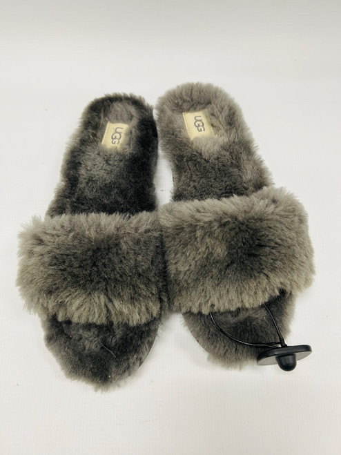 Vist Large View of Product Image Which is Used Ugg Australia Sandals 9