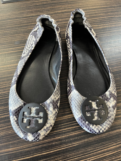 Vist Large View of Product Image Which is Used Tory Burch Flats 6.5
