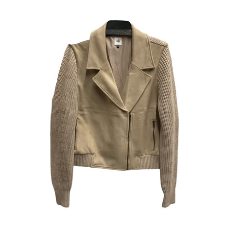 Vist Large View of Product Image Which is Used Cabi Short Light Jacket M-8/10