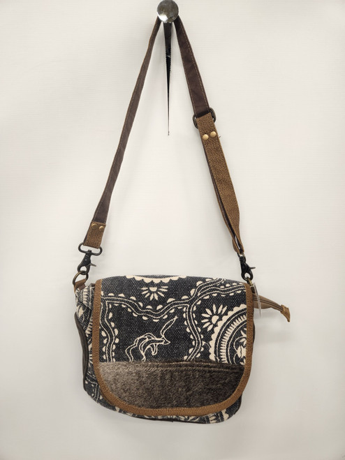 Vist Large View of Product Image Which is Used Myra Bags Xlarge Handbag