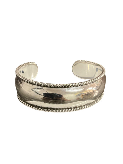 Vist Large View of Product Image Which is Used Unbranded Bracelet