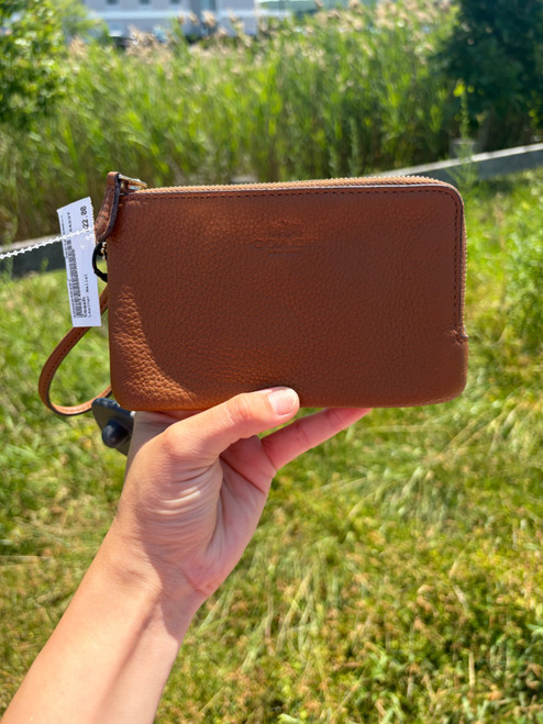 Vist Large View of Product Image Which is Used Coach Leather Wallet