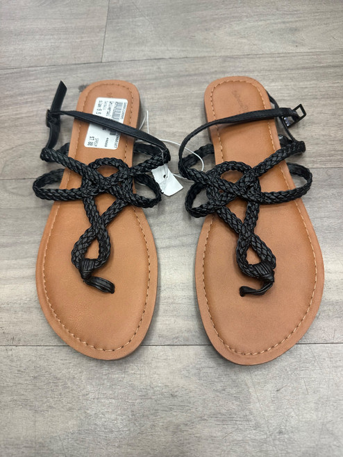 Vist Large View of Product Image Which is Used Universal Threads Sandals 9.5