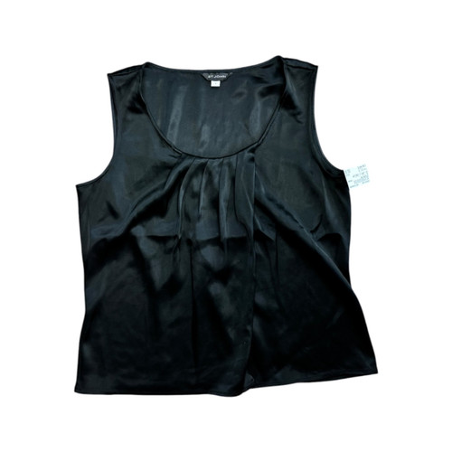 Vist Large View of Product Image Which is Used St. John Collection Sleeveless Top S-4/6