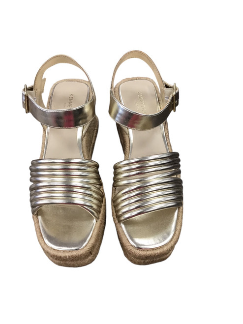 Vist Large View of Product Image Which is Used Kenneth Cole New York Low Heels 8