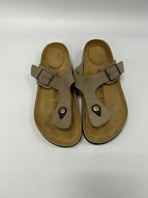 Vist Large View of Product Image Which is Used Unbranded Sandals 6.5
