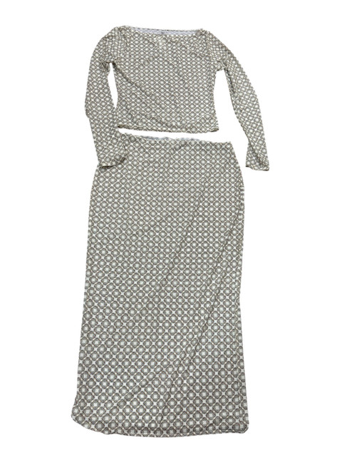 Vist Large View of Product Image Which is Used Monday two piece set B XL-16