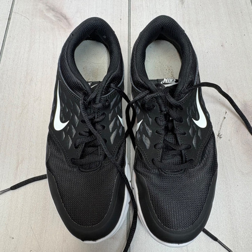 Vist Large View of Product Image Which is Used Nike Casual Shoes 8