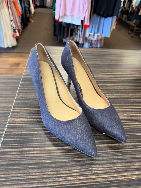 Vist Large View of Product Image Which is Used Lauren Ralph Lauren Low Heels 6.5