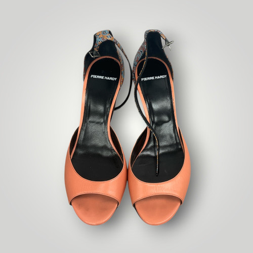 Vist Large View of Product Image Which is Used Pierre Hardy High Heels 8.5