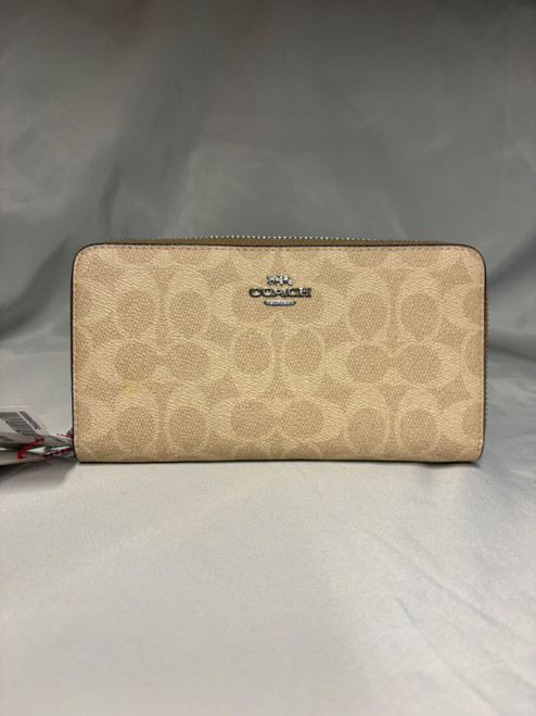 Vist Large View of Product Image Which is Used Coach Leather Wallet