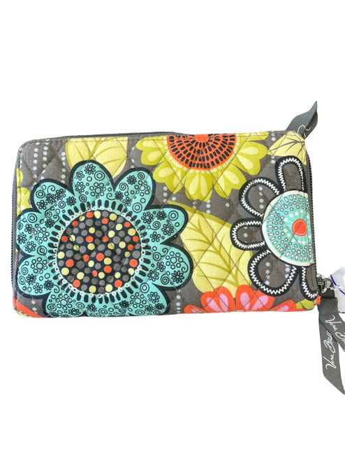 Vist Large View of Product Image Which is Used Vera Bradley Wallet