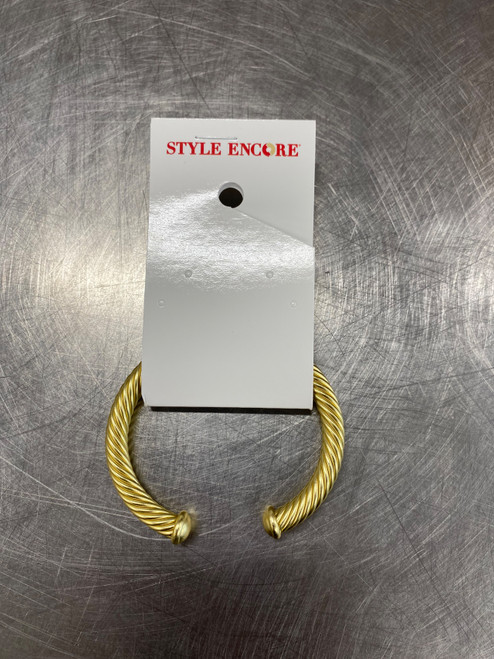 Vist Large View of Product Image Which is Used Unbranded Bracelet