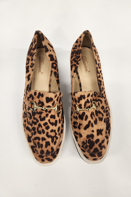 Vist Large View of Product Image Which is Used Unbranded Flats 9.5