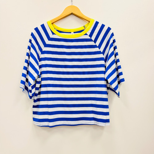 Vist Large View of Product Image Which is Used Unbranded T-Shirt S-4/6