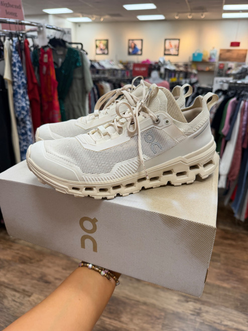 Vist Large View of Product Image Which is Used On Cloud Performance Shoes 10