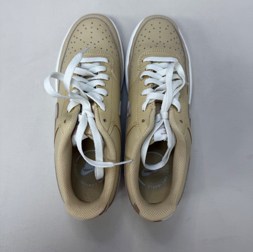 Vist Large View of Product Image Which is Used Nike Performance Shoes 9