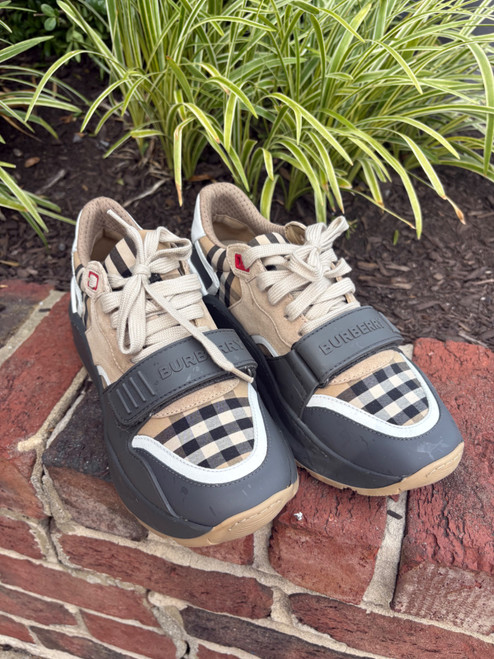 Vist Large View of Product Image Which is Used Burberry Casual Shoes