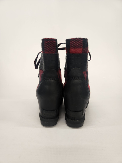 Vist Large View of Product Image Which is Used Sorel Ankle Boots 8