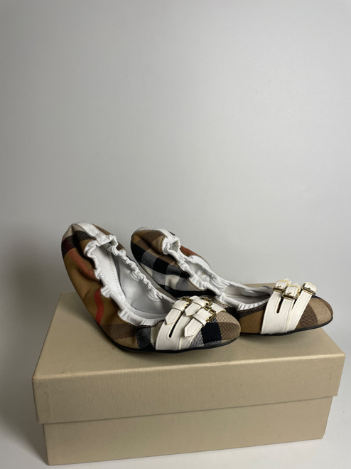 Vist Large View of Product Image Which is Used Burberry Flats 8.5