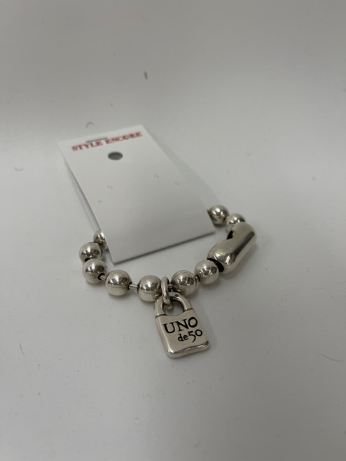 Vist Large View of Product Image Which is Used Uno De 50 Bracelet