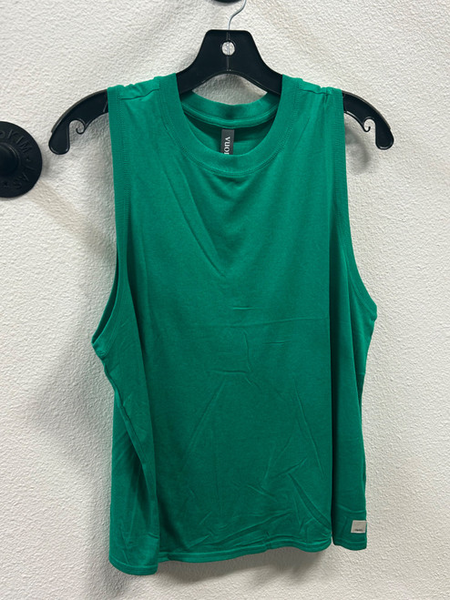 Vist Large View of Product Image Which is Used Vuori Active Tank Top L-12/14