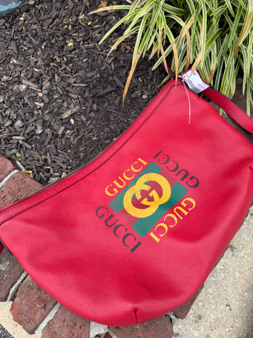 Vist Large View of Product Image Which is Used Gucci Small Leather Handbag