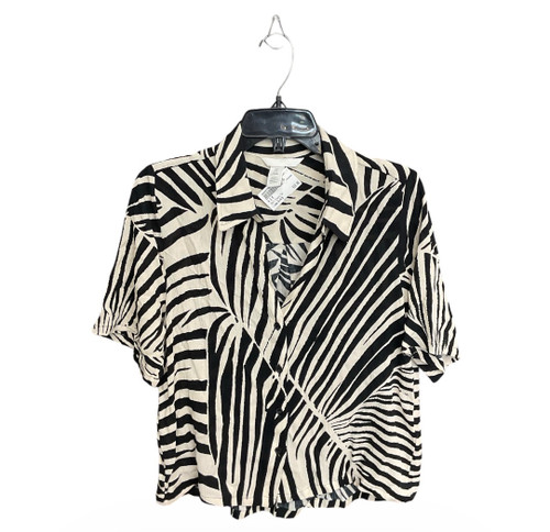 Vist Large View of Product Image Which is Used H & M Short Sleeve Top S-4/6