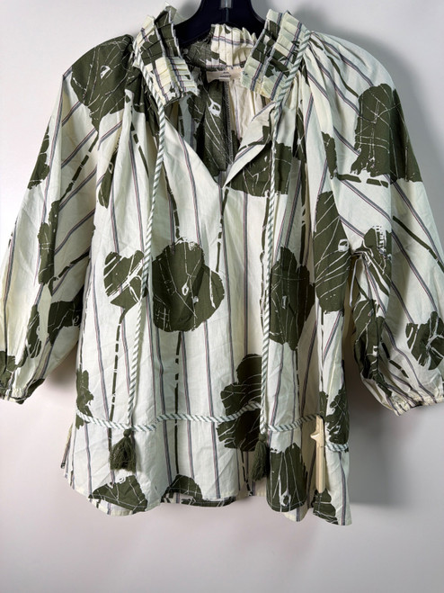 Vist Large View of Product Image Which is Used Entro Short Sleeve Top M-8/10