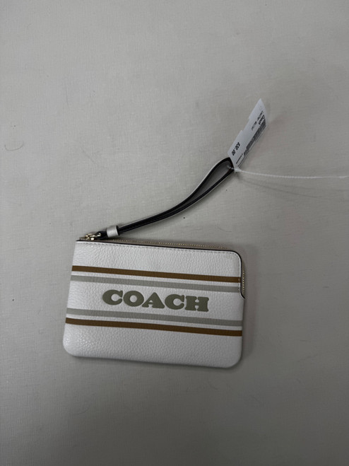 Vist Large View of Product Image Which is Used Coach Leather Wallet